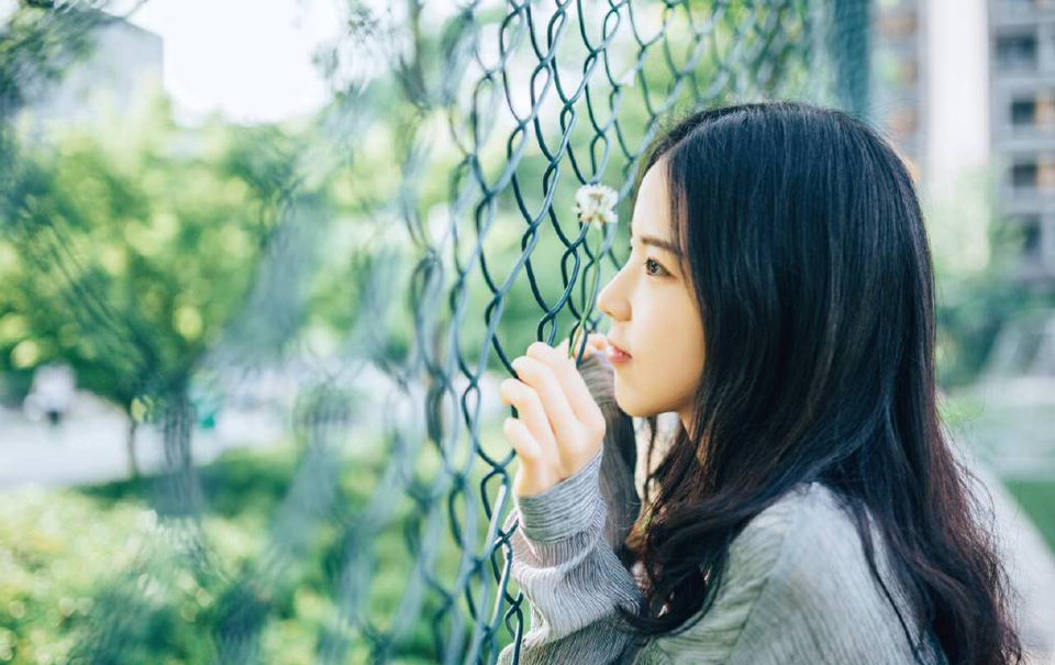 “我既然敢去，自然有足够的把握。”庞统站起来，微笑道：“你不会以为我这半年来什么都没做吧？”
